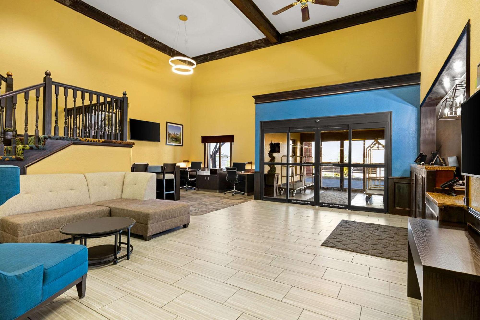 Quality Inn Warrensburg Exterior photo